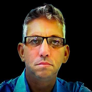 Im passionate about helping people to develop and extra stream of income, without any finacial risk