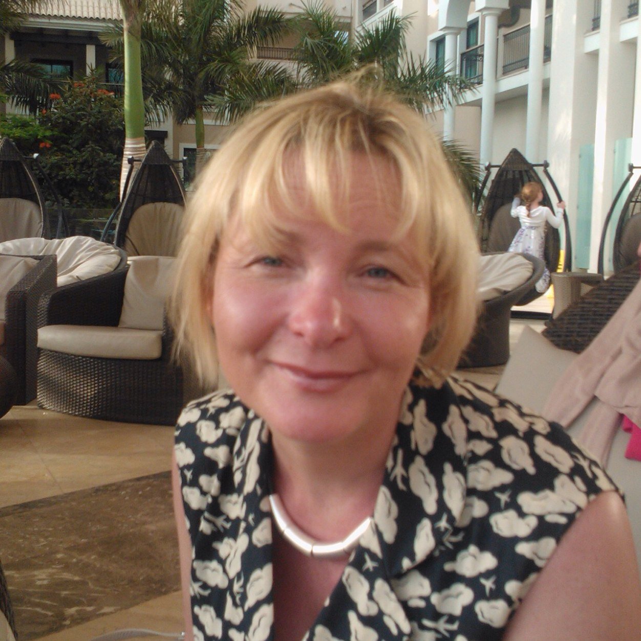 beckyfarnworth's profile picture. 