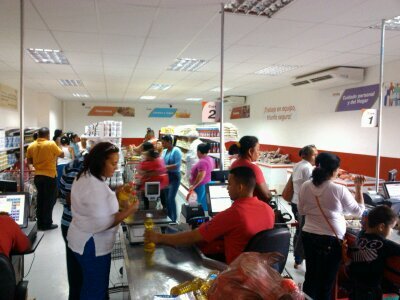 Punto de Venta PDVAL LA CAÑADA
¡Trabajo en Equipo, Triunfo Seguro!
¡Chávez Vive, La Patria Sigue!