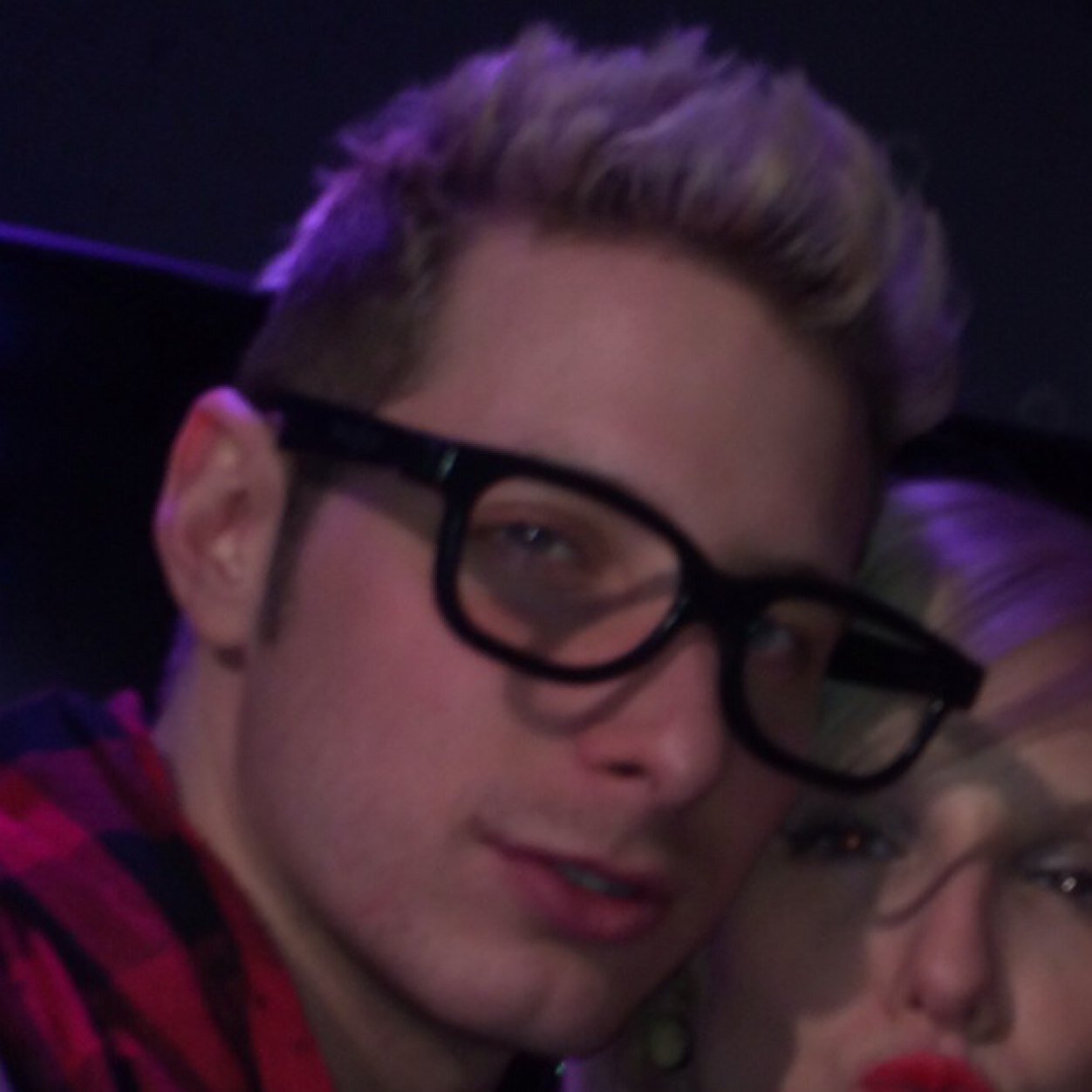 eLectRoNyK FX aka eFX is a Canadian DJ baised out of Edmonton.