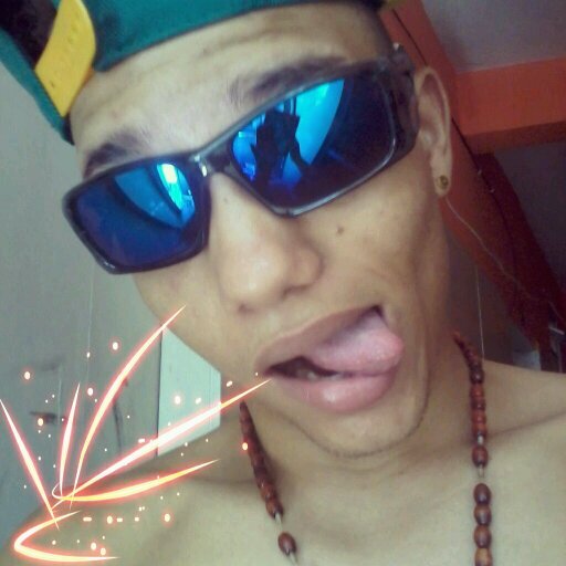 edson854264's profile picture. 