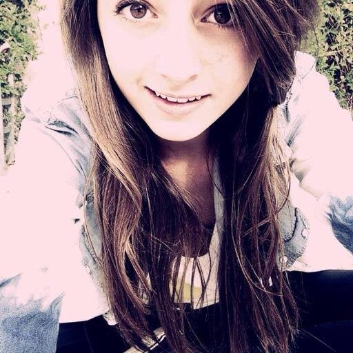 My name's valentine, i'm french directioner, lovatic, Niall's girl, 5SOS卌 ♥ Follow me, I Follow back. Have a good day!♥ ♫♪She looks so perfect♫♪ @Niall__lovatic