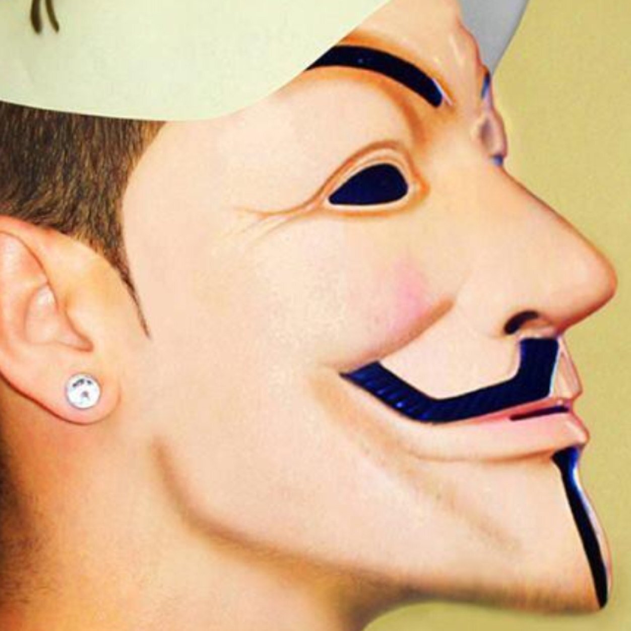 Instagram: @mr.anonymous
kik: @anonymous_559