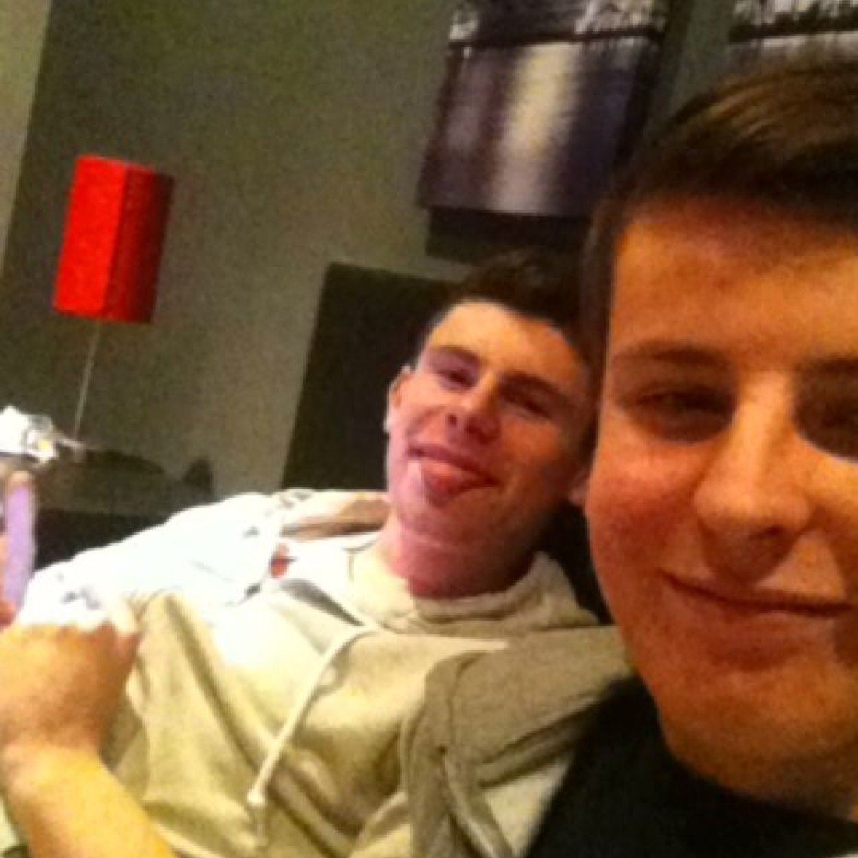 Snapchat: rhysoggg
Text me: 07833891651