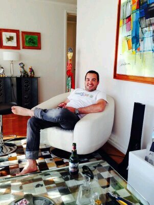 Leonisio's profile picture. Admirador del teatro, cruzado de corazón. Los lego son mi placer culpable 😆