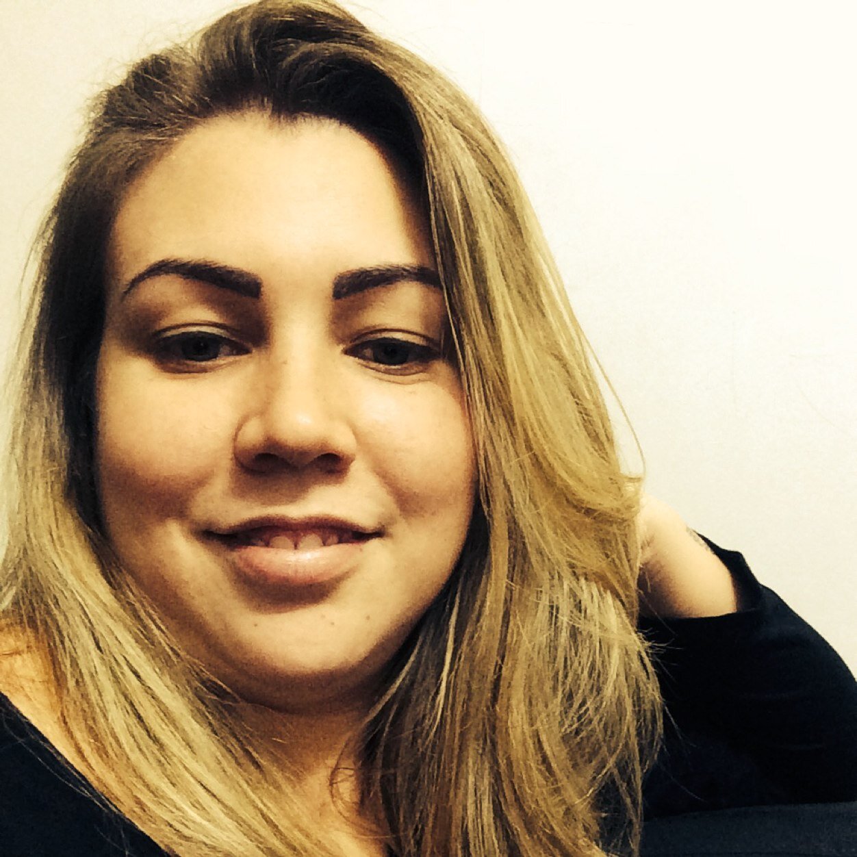 Pedagoga, mãe do Jonathan, Wlajones Filho e Heitor. Esposa de Wlajones Carvalho... Amo minha vida e Meus homens lindões.