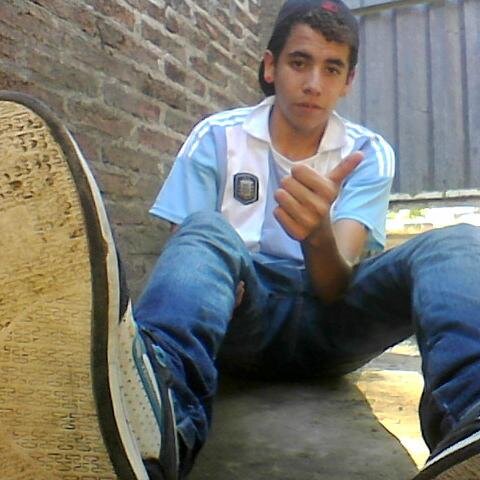 #TEAMFOLLOWBACK Seguime en facebook! Follow me in facebook! https://t.co/xSE5eLreqf