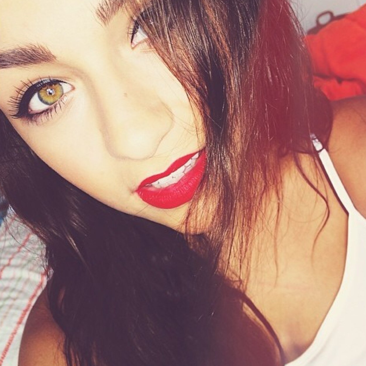 pinkvioletcake's profile picture. ily this is a free follow from @pastelbubblegum