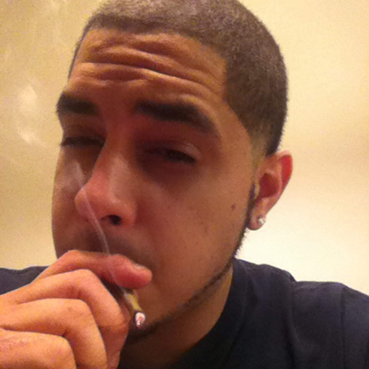 YoungVicL's profile picture. Spark Ganja, it's good for You. 

IG: @YoungVicL