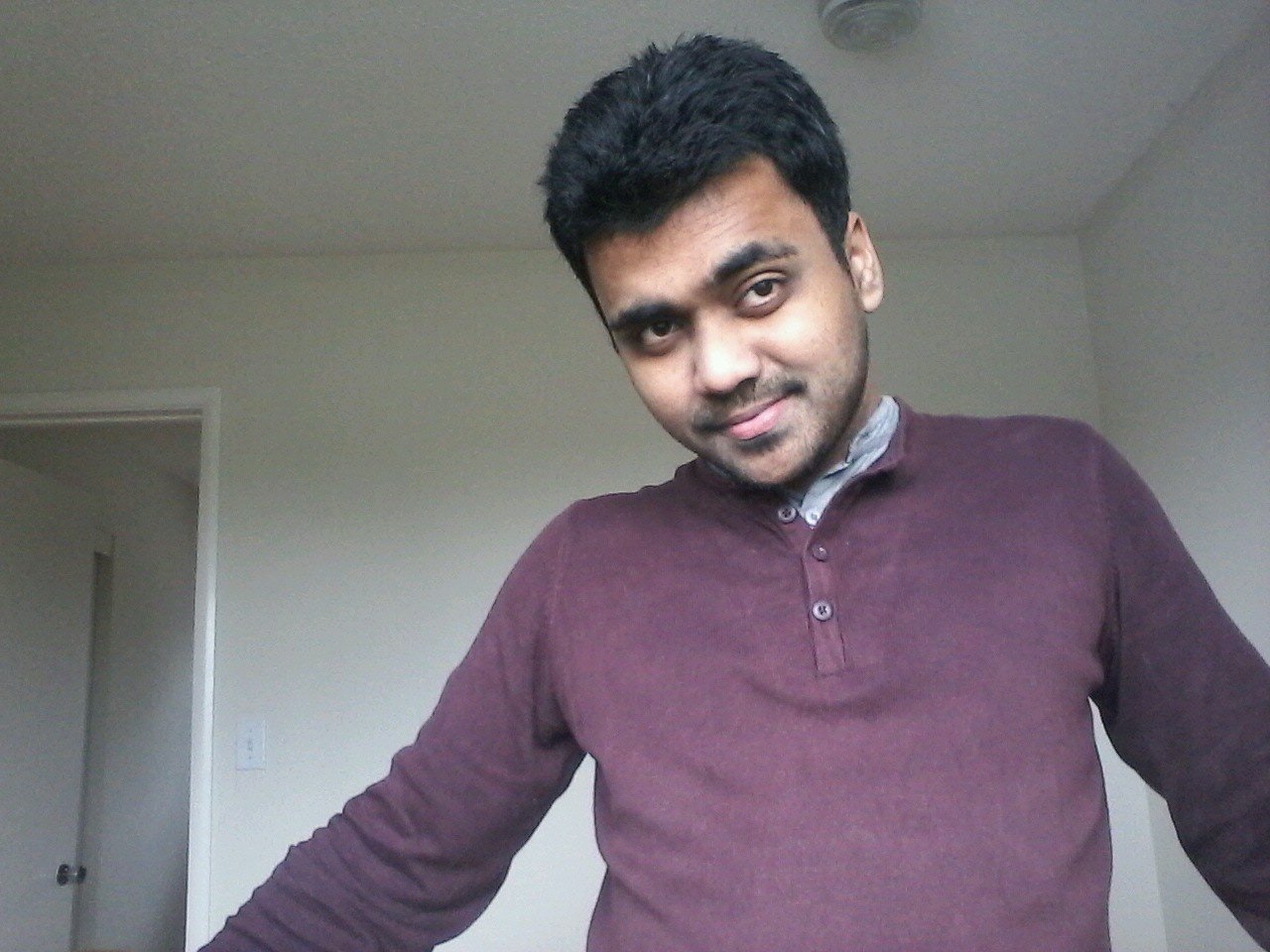 Computer Engineer, Entrepreneur, Cricket Player and big enthusiastic of it and not to forget a big foodie!