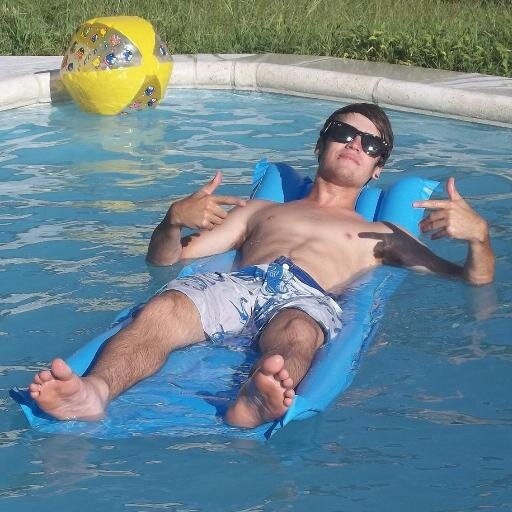 Jona_Lederhos's profile picture. Soy feliz por que estas a mi lado :D