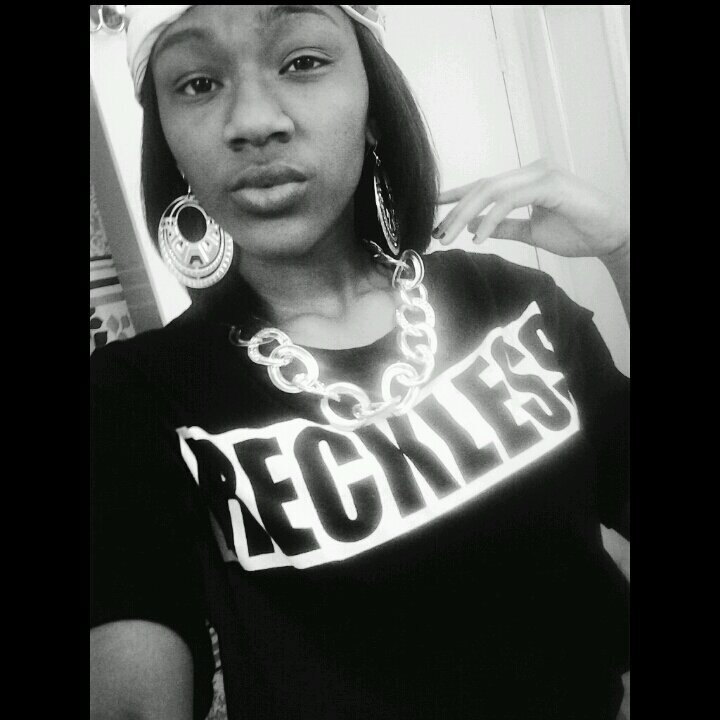 Either you with me  or your against me ✌ aint no in between .