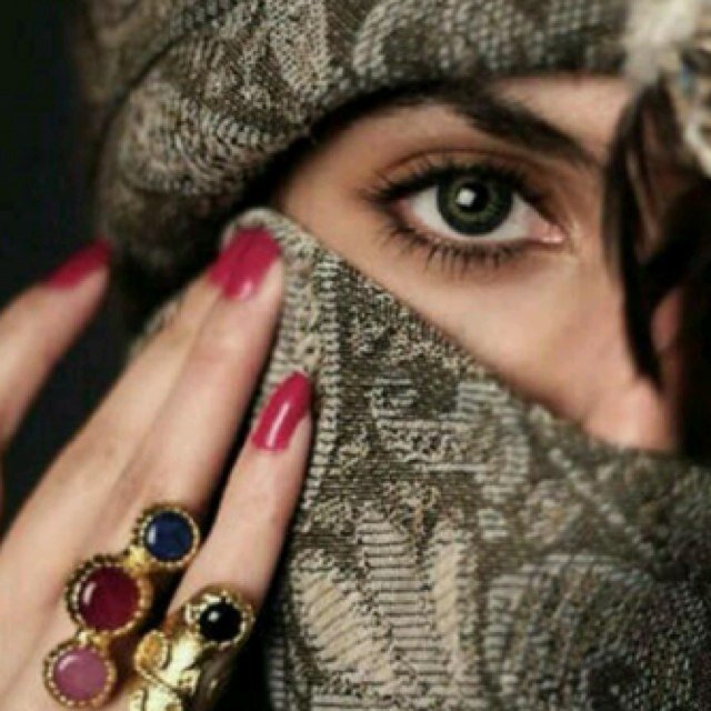 ‏آيه(دمــاســيه)واهز العرب هز الزلاازل ل الجبال الرواسي اما اعيش العمر كله على عز ولا اموت ولاغدا الذل راسي