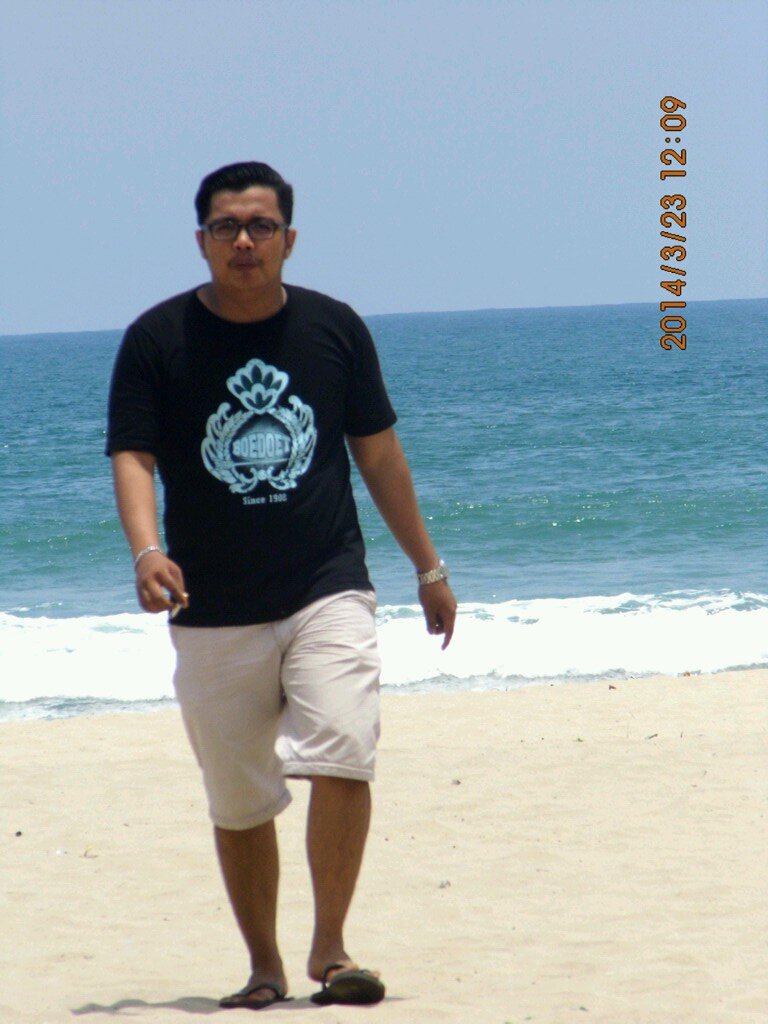 Tak perlu sempurna tuk bahagia || @entanitha