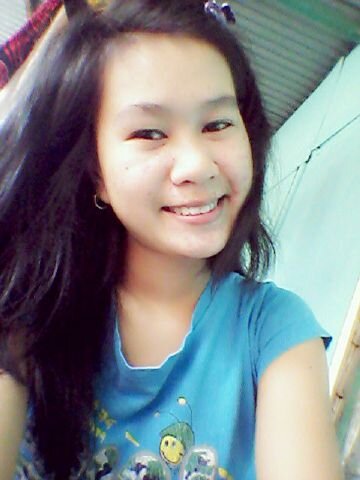 Rizca Maulidya is my name. I am 19 years old, and I loved my Parents and my Boyfriend @bayuandira.If you follow me, I will follow back. :*