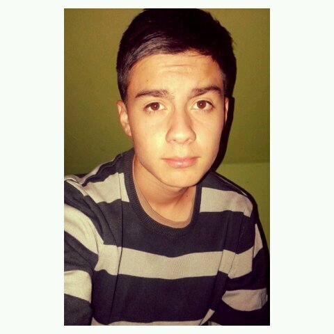 Holiii :$$$ como estan? :x Soy de Chile 3 https://t.co/OuJWfru8