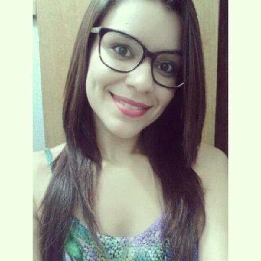 liliaanfer's profile picture. Tourina, 19 anos. Estudante de Direito.  instagram: liliaanfer
