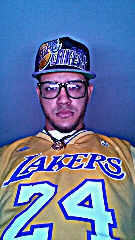 Güirero del Grupo TreRengue pueden conseguirme a mi instagram nelsonomarr o a mi facebook Nelson Guira Omar