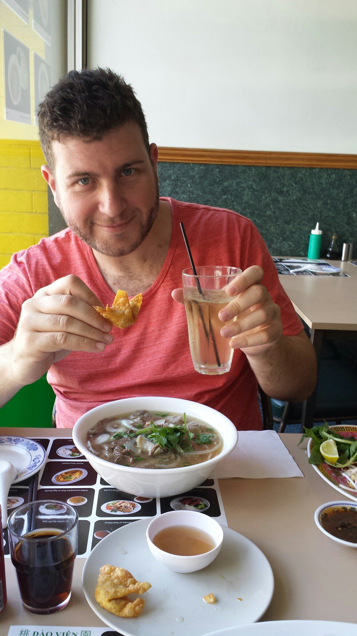 Love food, friends and sunshine!