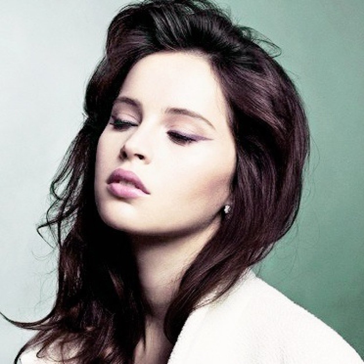 MsFelicityJones's profile picture. Always hungry. ||NOT the real Felicity Jones||