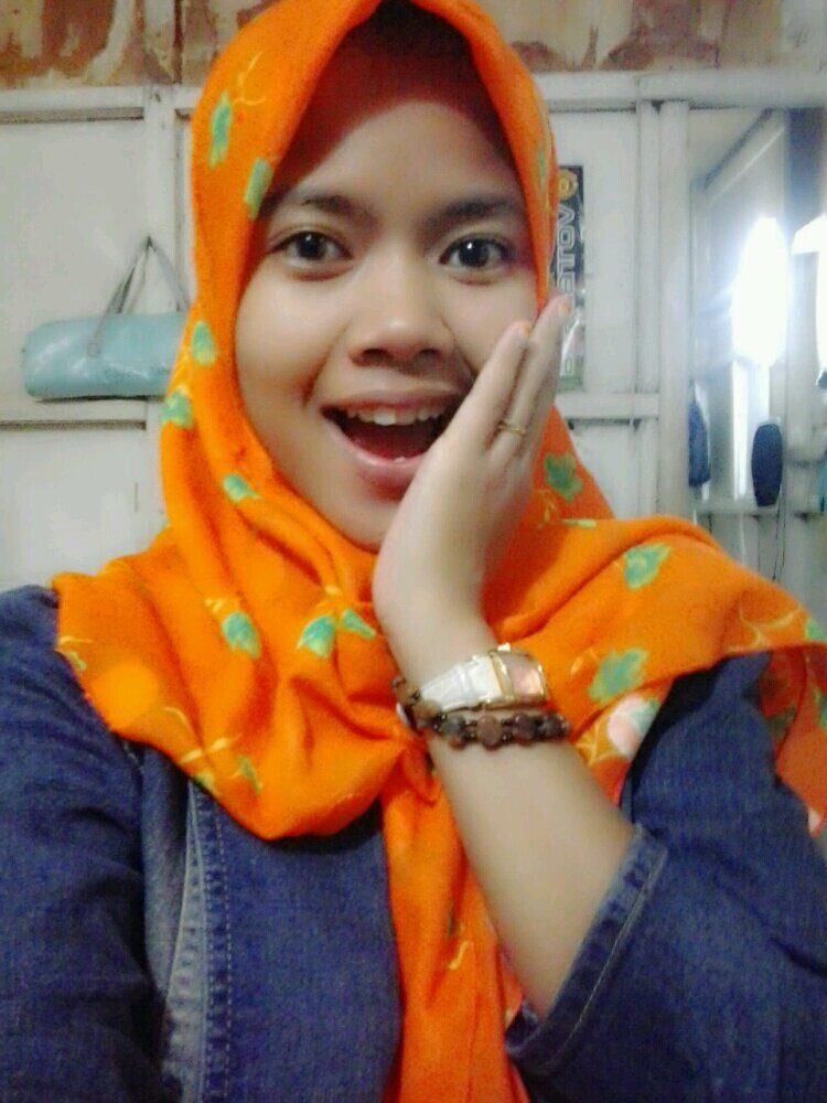 Ayuuaapit's profile picture. jadi yang terbaik :-)