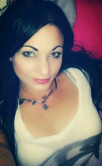 Unica4urLipS's profile picture. 