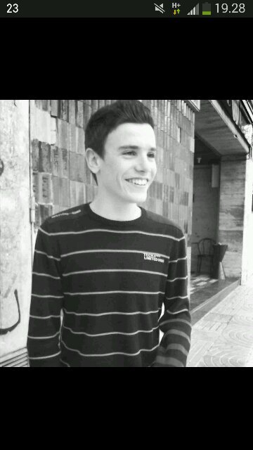 ~ Hablando con sonrisas.