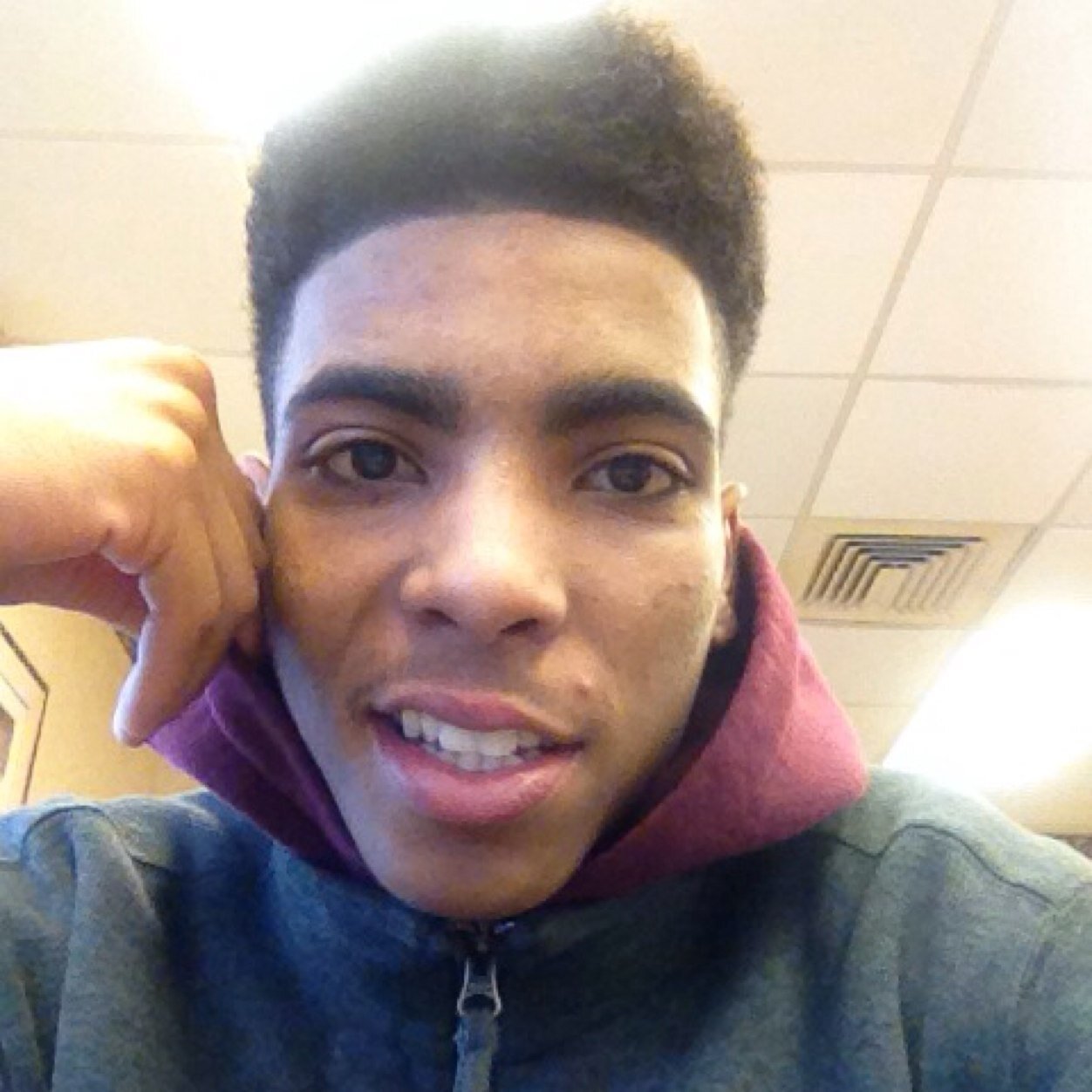 Fuck A Bio , All you need to know is Im c / o '13 & My Shorty @JstBcusImKeria :) Follow us !