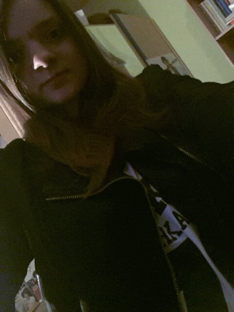 Follow me and I follow back true Niall is my life *-* One Direction PERFECT :***