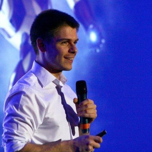 Entrepreneur, programmer, black belt in Taekwondo. Interested in artificial intelligence and building strong startups. : )