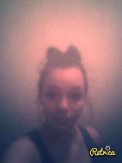 tina_kunstek's profile picture. I can't see the haters and the haters can't see me! ∞