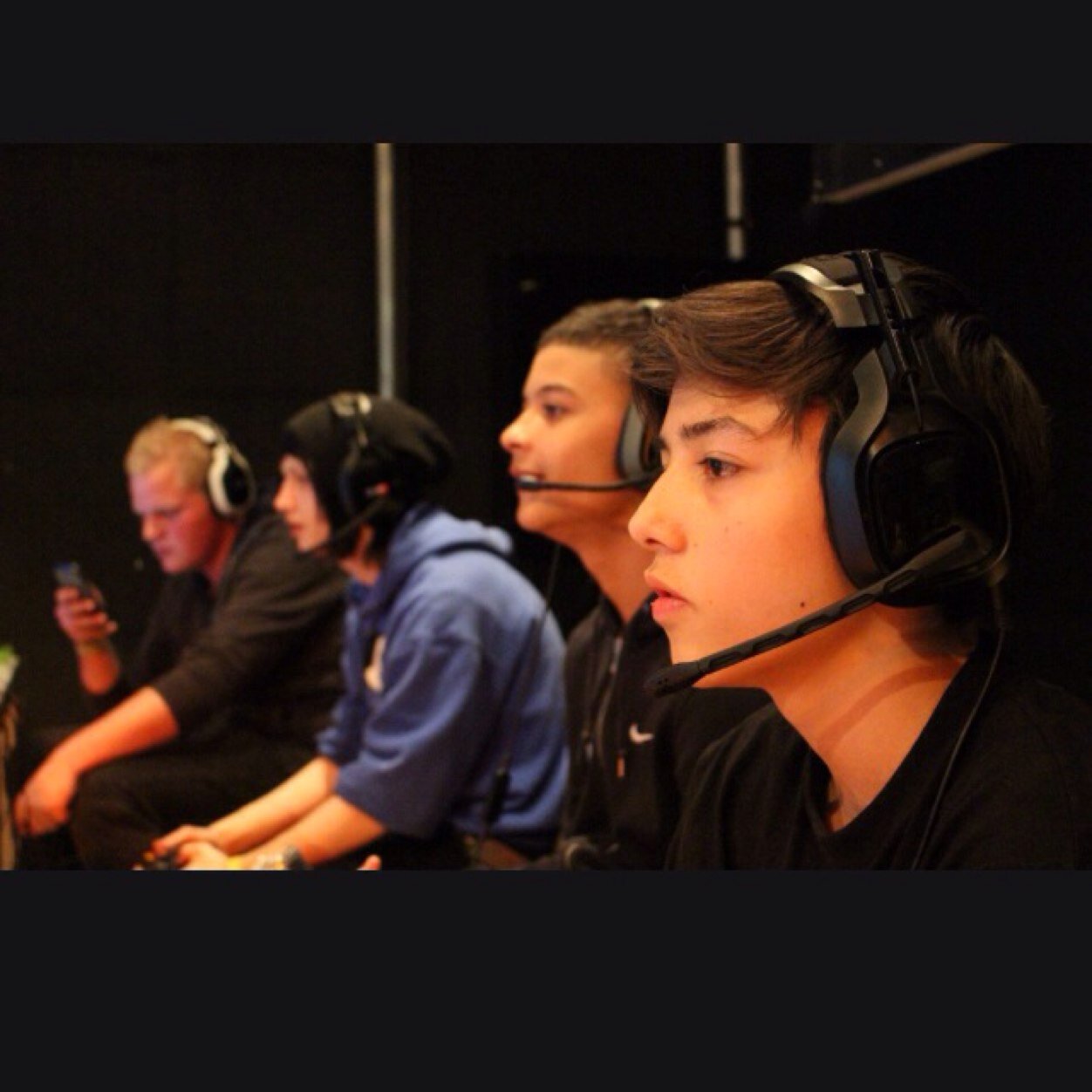 ~ Playing for @equinoxesports ~ Europe ~ 16 ~ SELENA ~ help is always welcome ~ JELEK ~ GT:JELEKINA