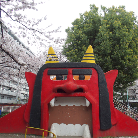 立川のオニの近くに住んでます