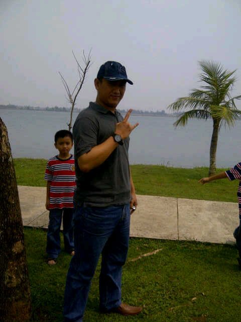 Adrian_Chasar14's profile picture. Juniar_Adrian@gmail.com