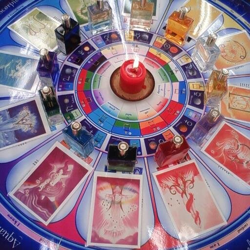 オーラソーマ(神戸・大阪) スクール 英国Aura-Soma社®認定講座随時開講!! 色を通して自分の内面を見つめながら、知識を得る!! 体験入門,レベル1.2.3.PPSコース。#神戸#カラーセラピー#癒し#スクール#セラピスト