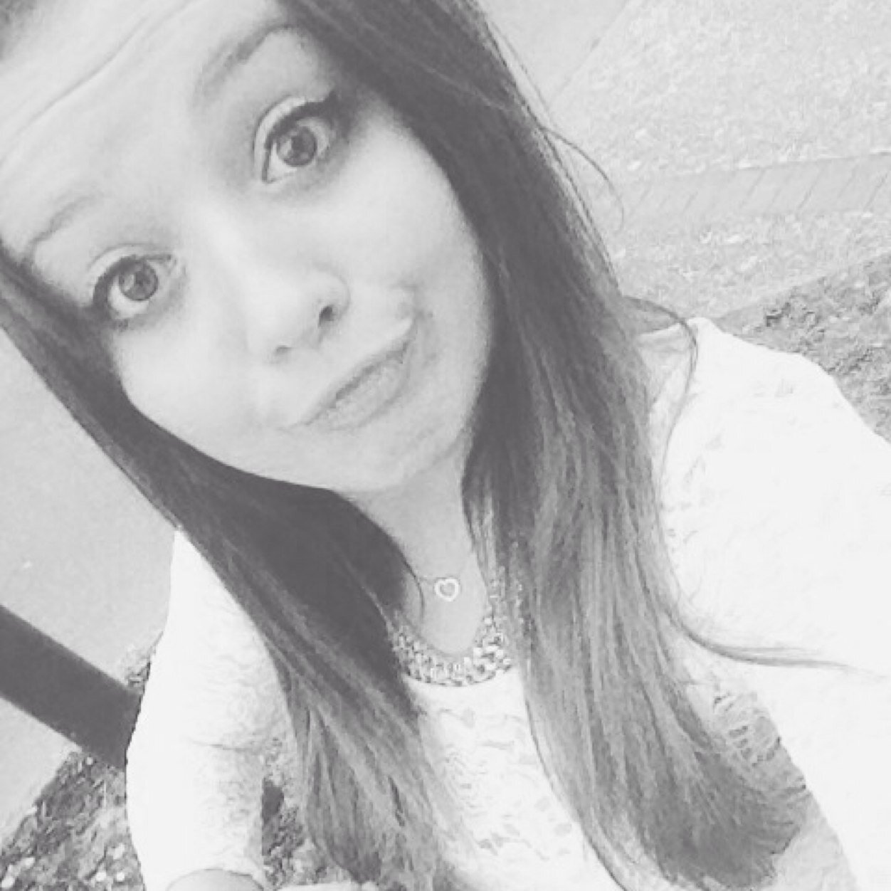 Parlon peu.
