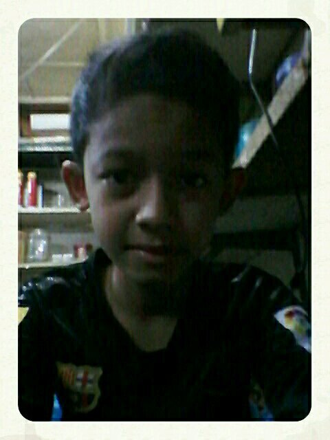 follow me and i will follow you back :* insta:shamirul_muiz.. wechat:shamirul_muiz...facebook:*shamirul muiz..i'm 13 y/o..i will stay at rantau panjang