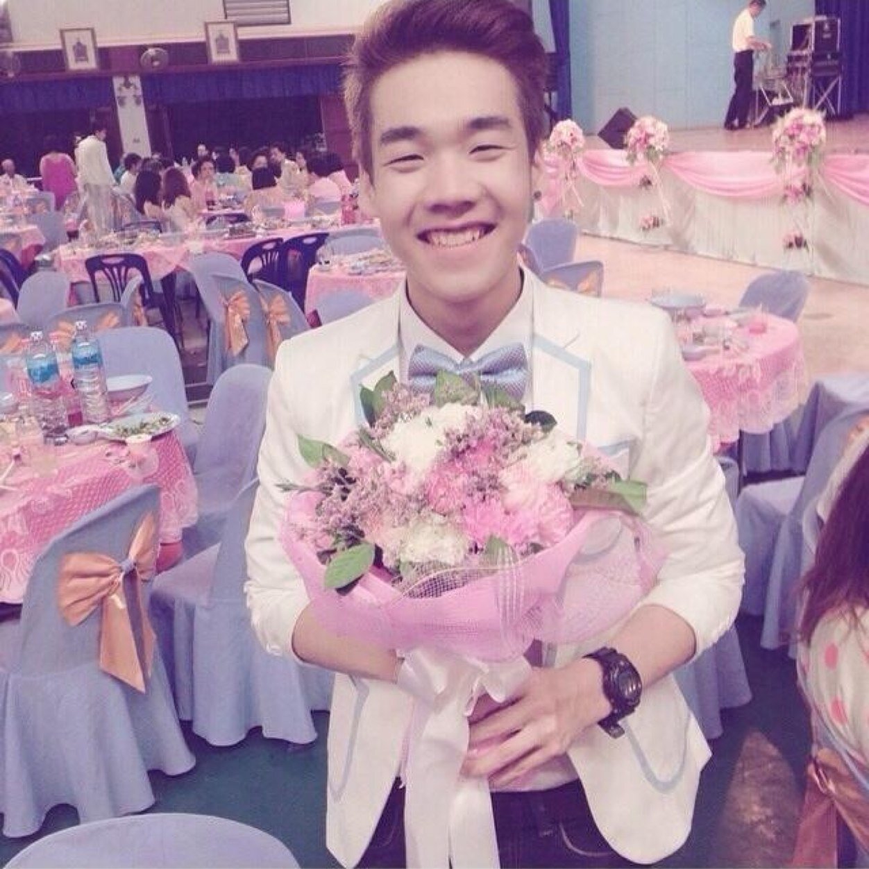 บอยเด็กผู้ชาย เซเลบริตี้ชื่อดังย่านฝั่งมอญ ฟรุ้งฟริ้งกระดิ่งแมว จิ้มฟอลแล้วจะรู้ว่ามันเป็นยังไง (เรียลtwit&IG@b_jintawee)