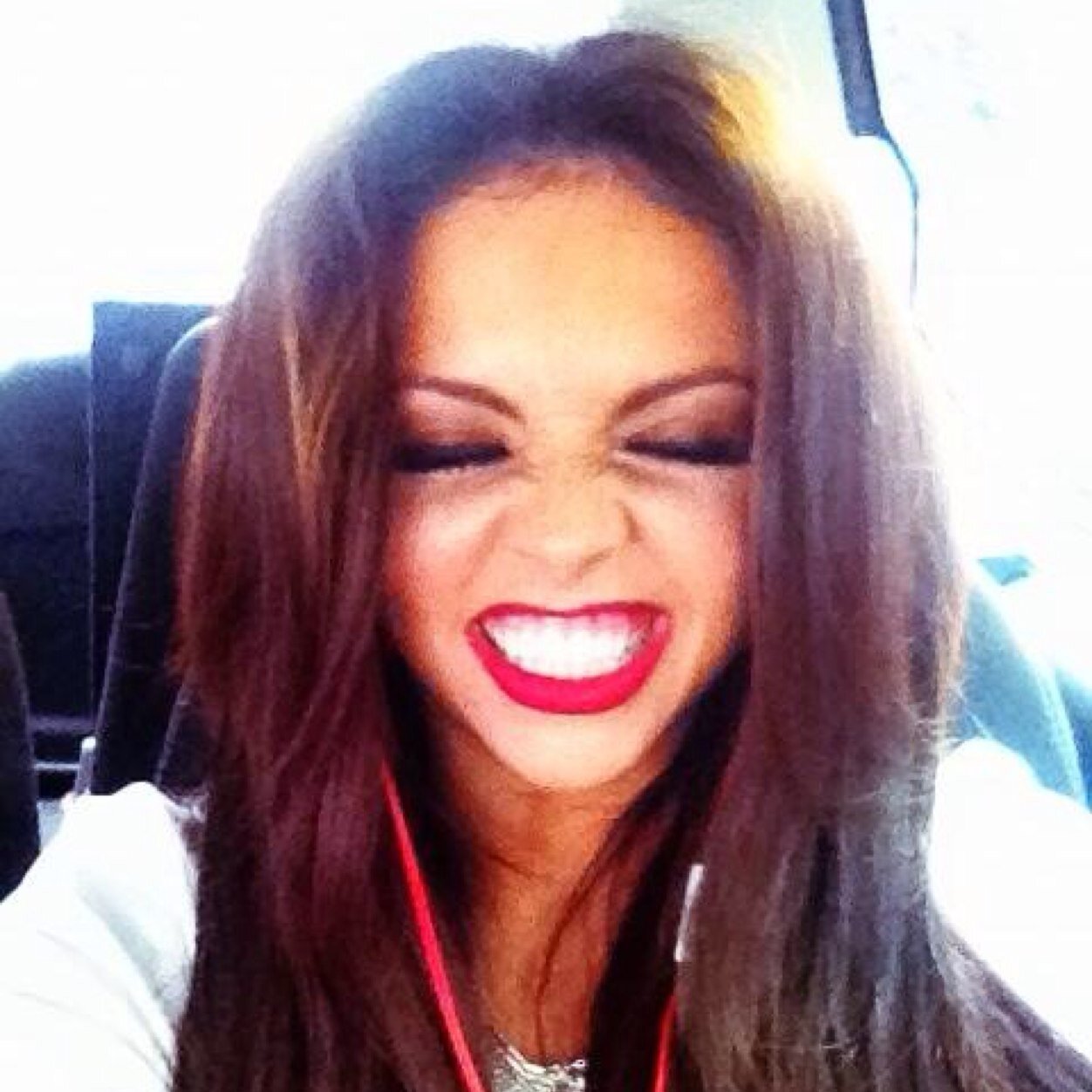 If i followed you please follow @LMNewsFrance