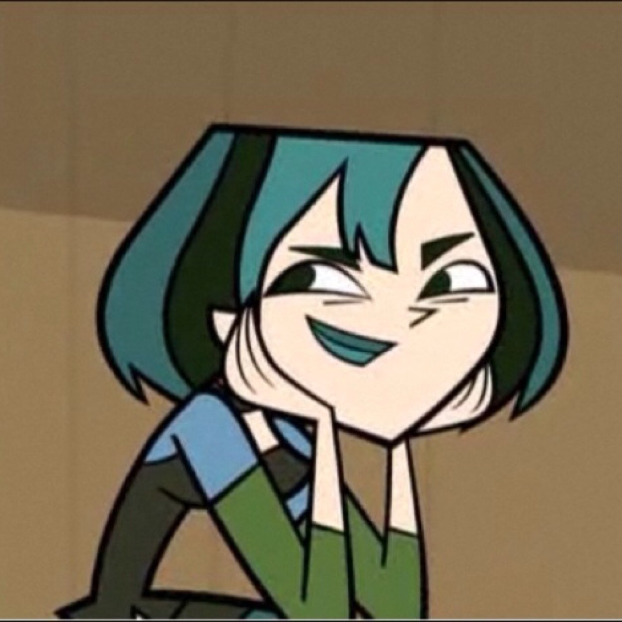 Sup, im Gwen from total drama, the most coolest girl you could ever meet also never touch my stuff or your dead! My dog is @GSD_009 #Tom-Boy #girl #awesome