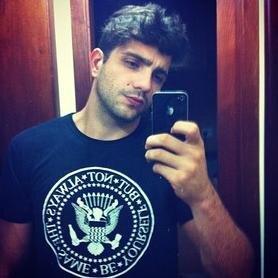 sigam  só para quem e  fãn de verdade e que faz qualquer coisa para ver os rebelde!!!! te amo lua,sophia,chay,micael,arthu,mel nosos rebelde