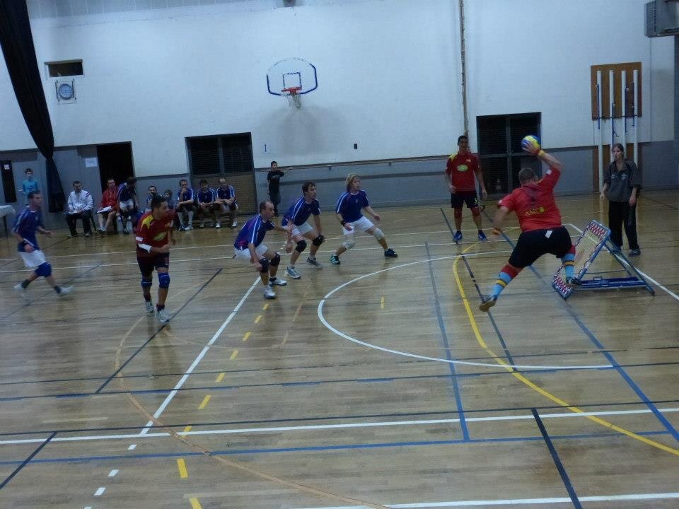 Maestro de Educación Física. Jugador de la selección española de Tchoukball. Deportista Ambulante