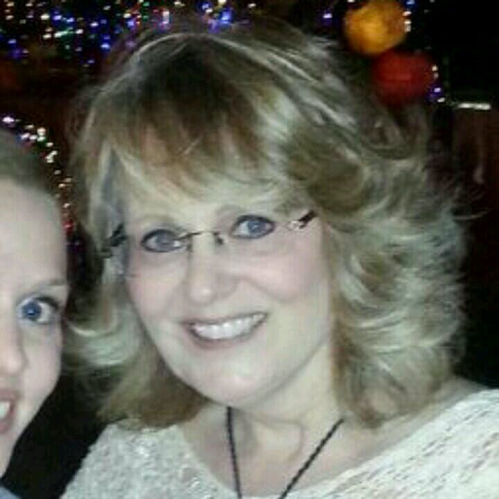 DeeblankE's profile picture. 