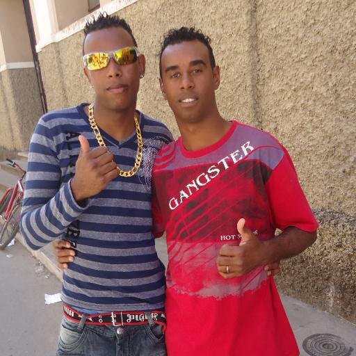 ....O sol brilha pra todo mundo...
           muita FE em DEUS
