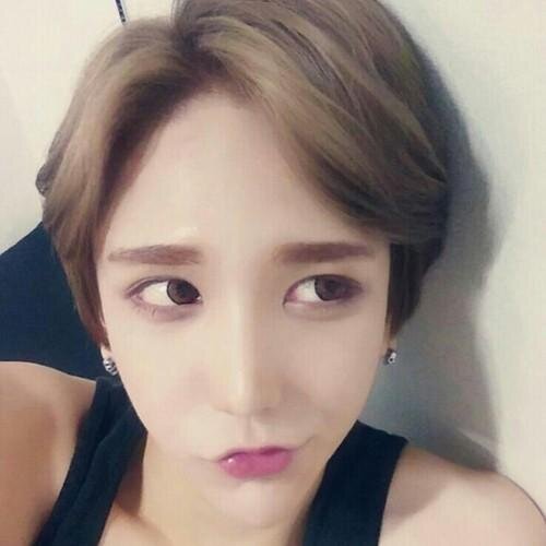 เป็นคนหน้าตาดีที่มีแฟนแล้ว โอป่ะเตง  {♥ @WHARSHX }