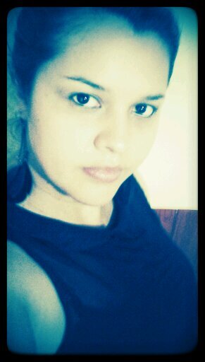 Casada con el amor de mi vida, mamá de dos hermosas princesas... 
Que más puedo pedir...nada.... Soy FELIIIIZ!!!