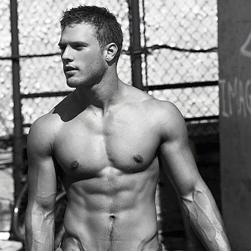 pibitosueltos's profile picture. Tantas mentiras al final forman una verdad.