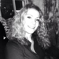 Susan Hughes (@suzysue61) 's Twitter Profile