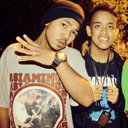 hancurkan kemuanafikan
