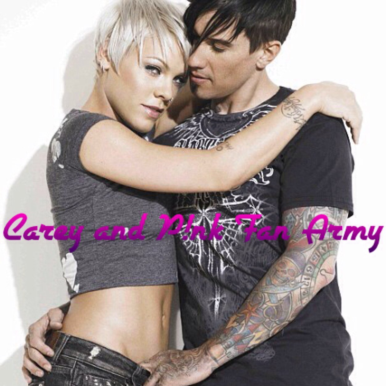 I'm a huge fan of Carey Hart, Alecia Moore, and Willow Hart!! and I follow back!! I also own @Pinks_Fan_Page (Pink's Fan Army) Please follow!! Thanks guys!!!